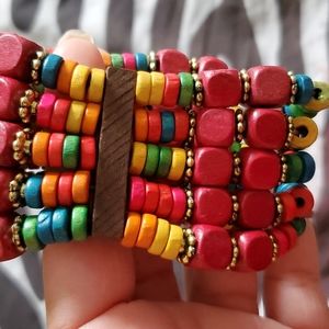Multi colored wooded Bracelet from 🇯🇲